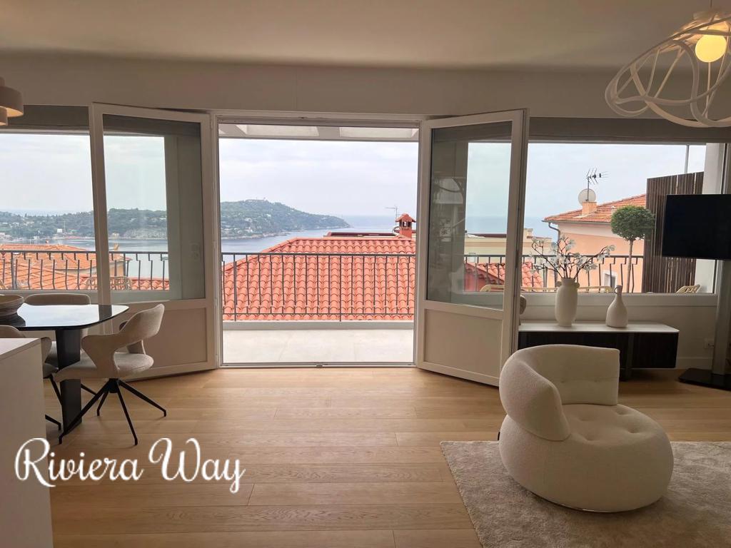 Apartment in Villefranche-sur-Mer, photo #1, listing #103975704