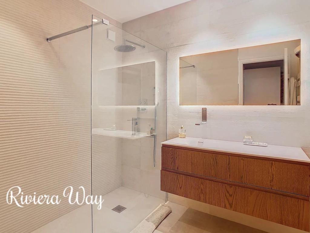 3 room apartment in Cannes, photo #3, listing #102831498