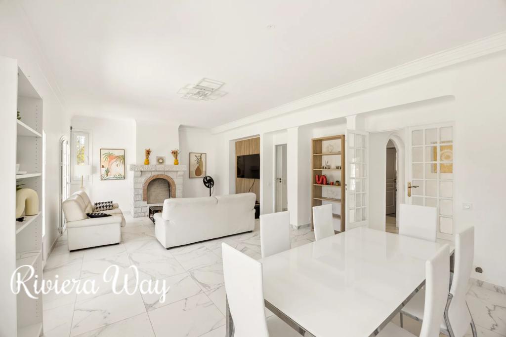 6 room villa in Mougins, photo #4, listing #107133054