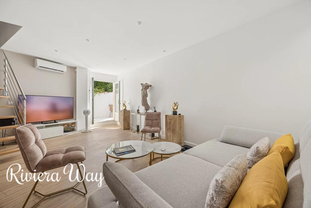 4 room apartment in Antibes, photo #8, listing #106332282
