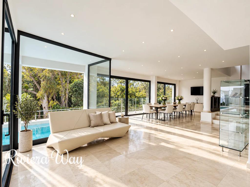 11 room villa in Cannes, photo #6, listing #102099228