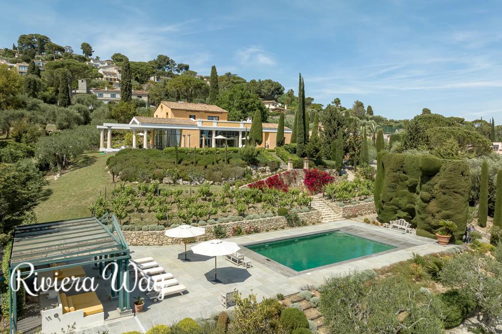 9 room villa in Mougins, photo #2, listing #100241484