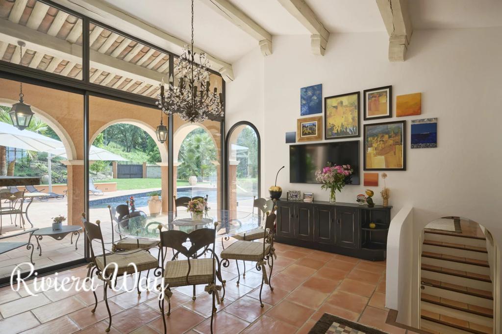 10 room villa in Cannes, photo #6, listing #105737940