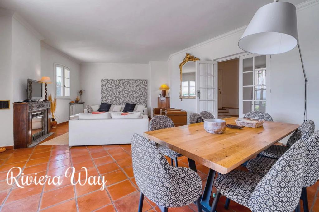 7 room villa in Biot, photo #8, listing #106571976