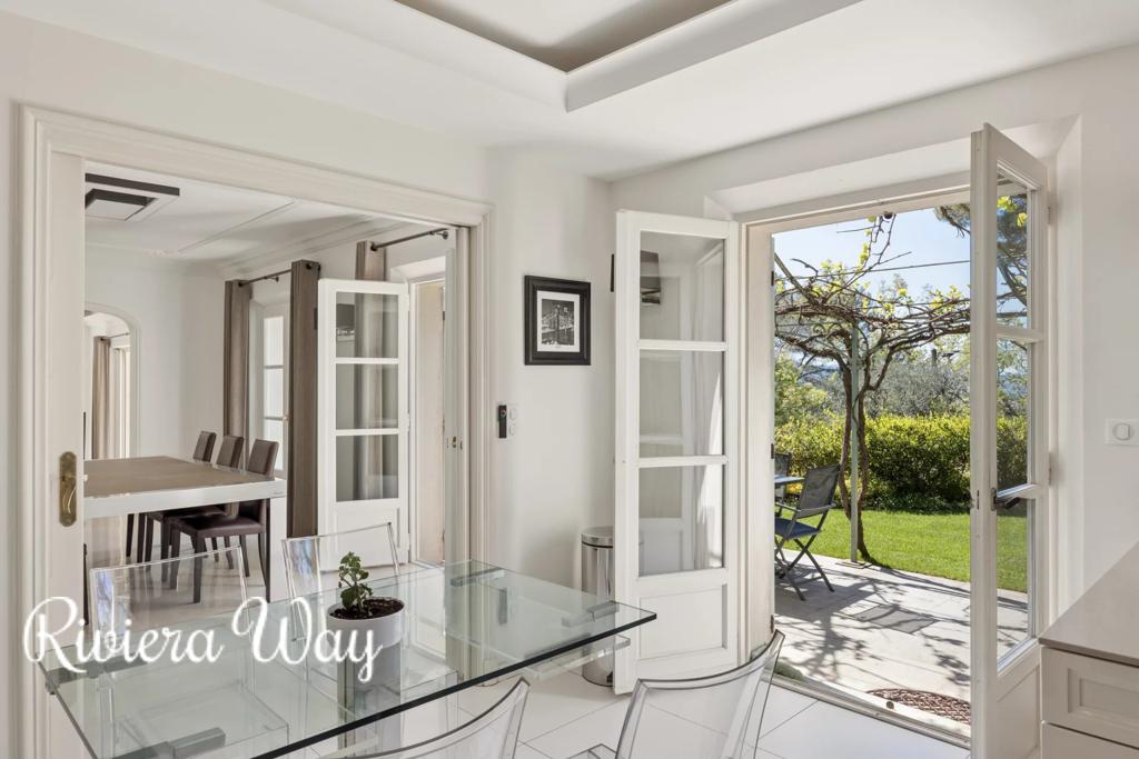 Villa in Mougins, photo #7, listing #103876164