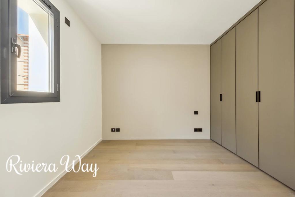 5 room new home in Cap d'Ail, photo #2, listing #102971274
