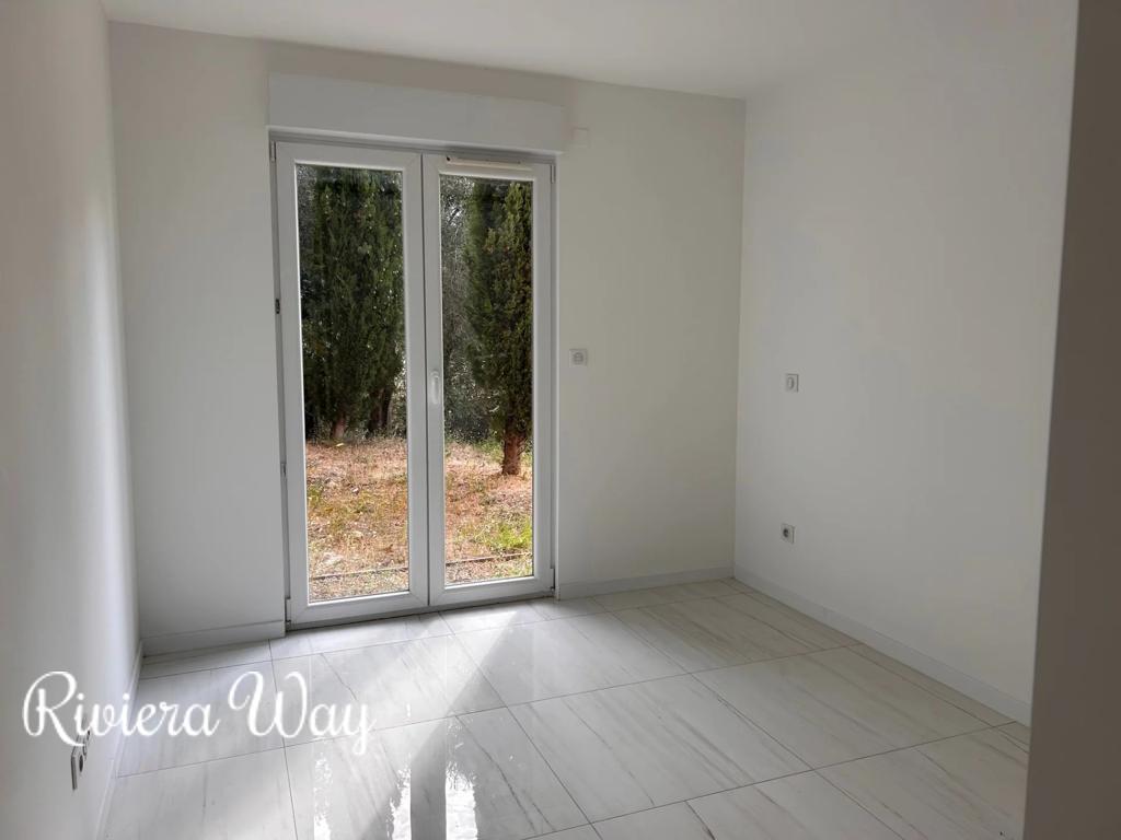 5 room villa in Mougins, photo #7, listing #103467336