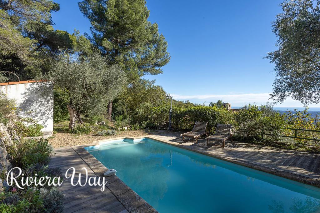 12 room villa in Grasse, photo #2, listing #101347302