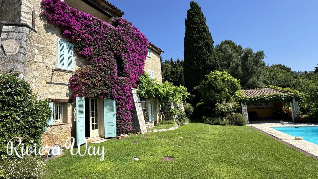 10 room villa in Le Tignet, photo #6, listing #99360156
