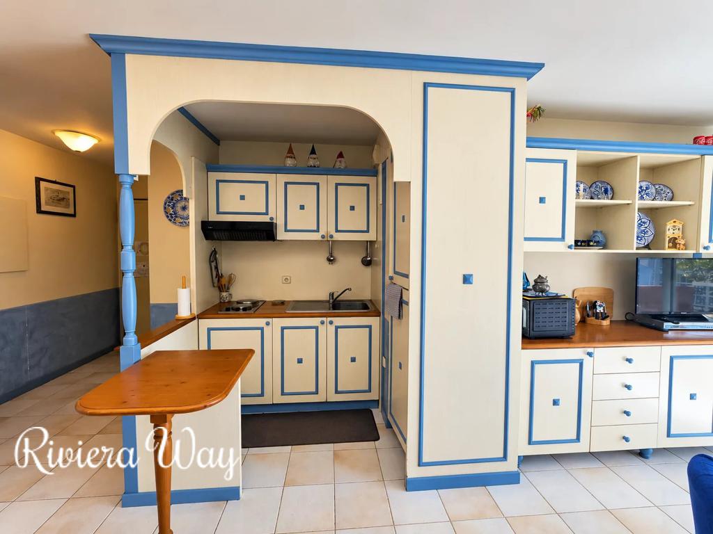3 room apartment in Juan-les-Pins, photo #6, listing #105680400