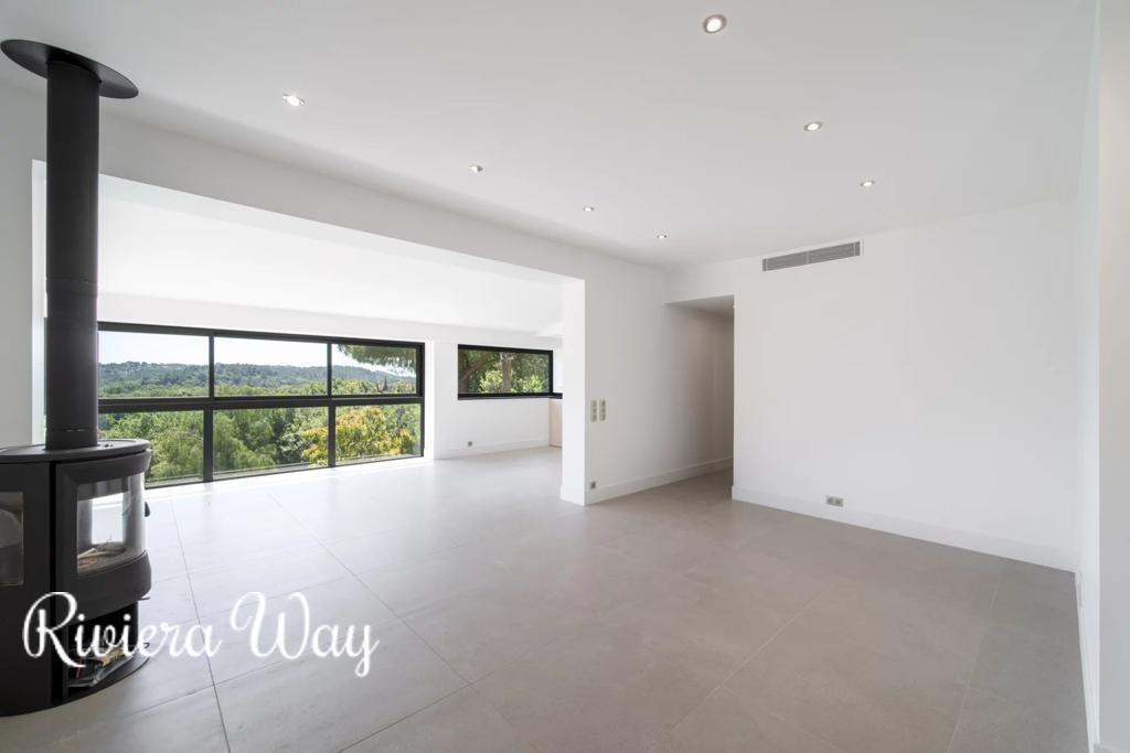 7 room villa in Pégomas, photo #9, listing #103121424