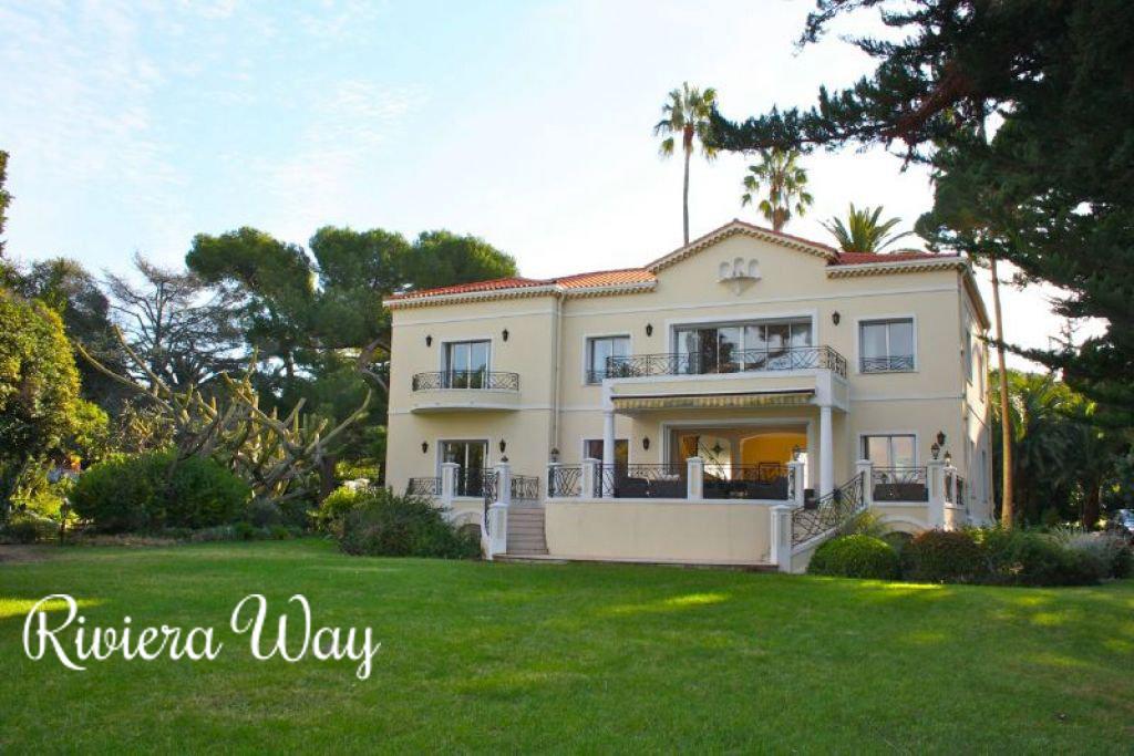 11 room villa in Cap d'Antibes, photo #8, listing #87859254