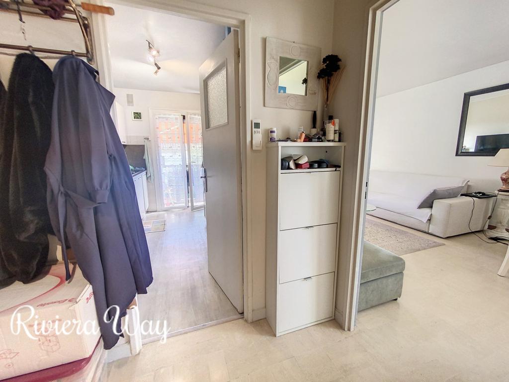4 room apartment in Cannes, photo #5, listing #91151130
