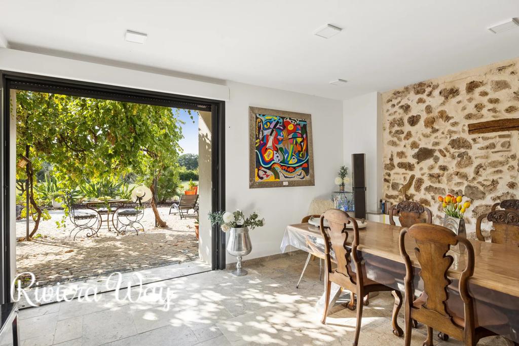 9 room villa in Les Arcs, photo #7, listing #107177196