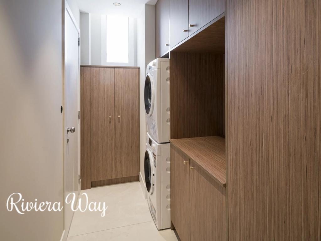 5 room apartment in Cannes, photo #10, listing #103420590
