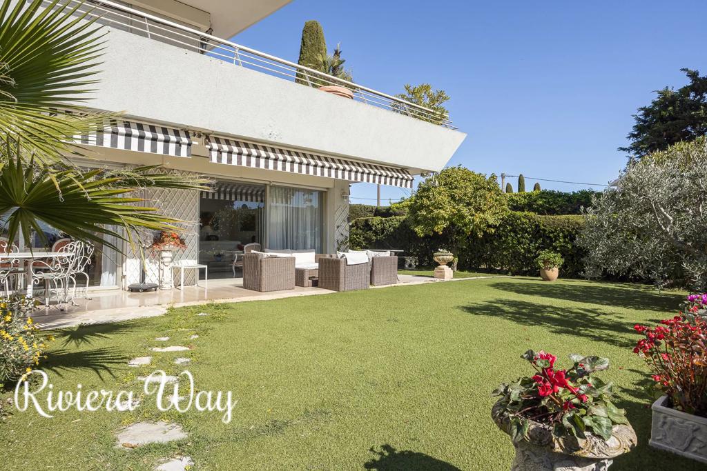 3 room apartment in Cannes, photo #3, listing #105951636
