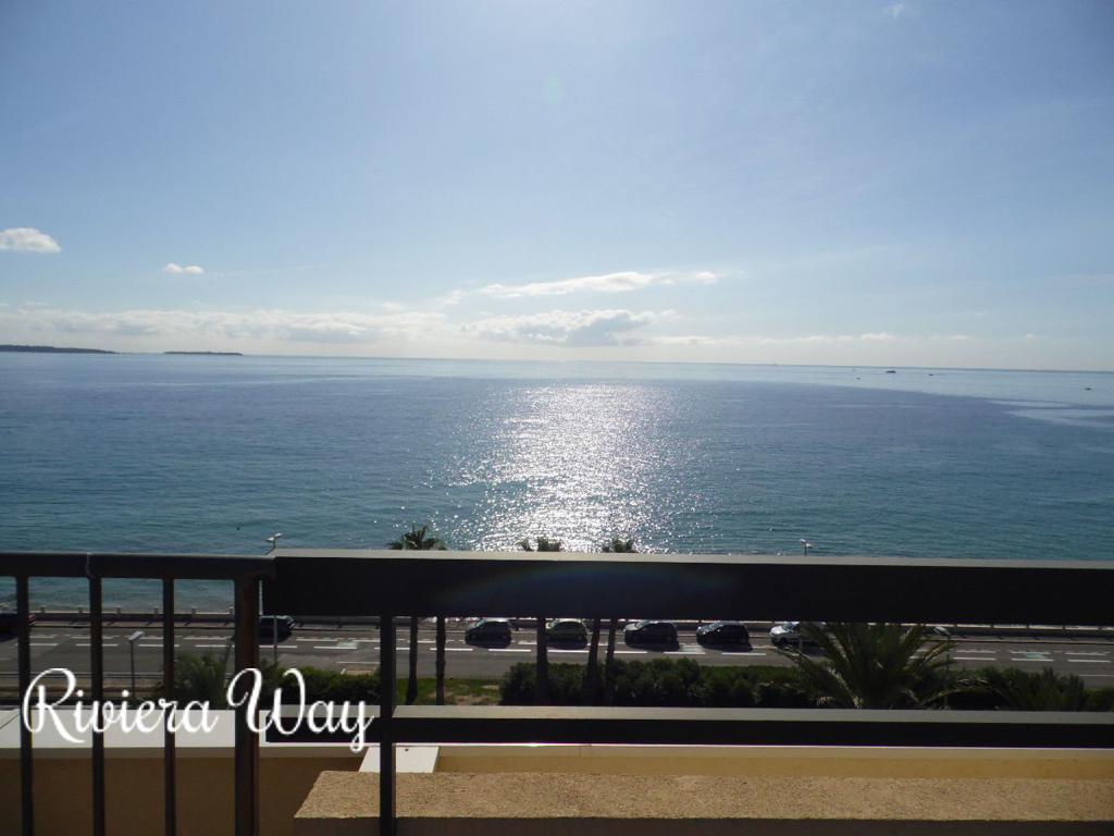 Apartment in Cannes, 85 m², photo #2, listing #80887044