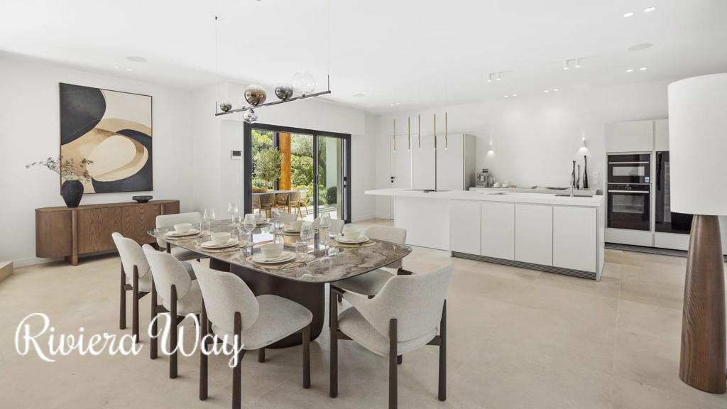 7 room villa in Mougins, photo #5, listing #106990674