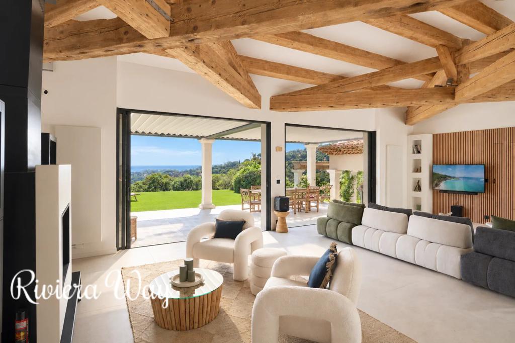 9 room villa in La Croix-Valmer, photo #8, listing #103323528