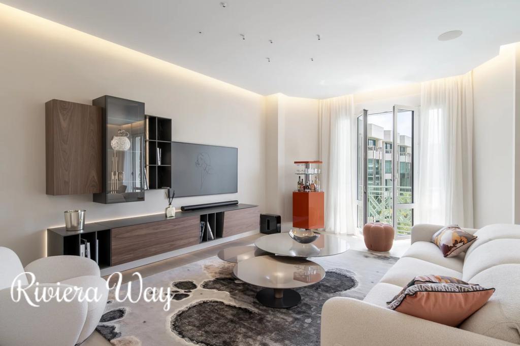 5 room apartment in Cannes, photo #4, listing #103420590