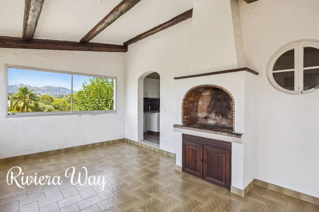 9 room villa in Cagnes-sur-Mer, photo #6, listing #103897500