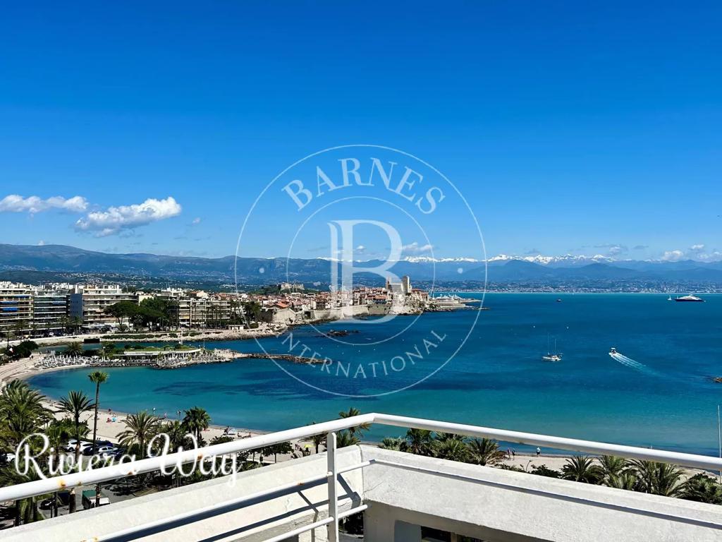 7 room apartment in Antibes, 260 m², photo #4, listing #99397704