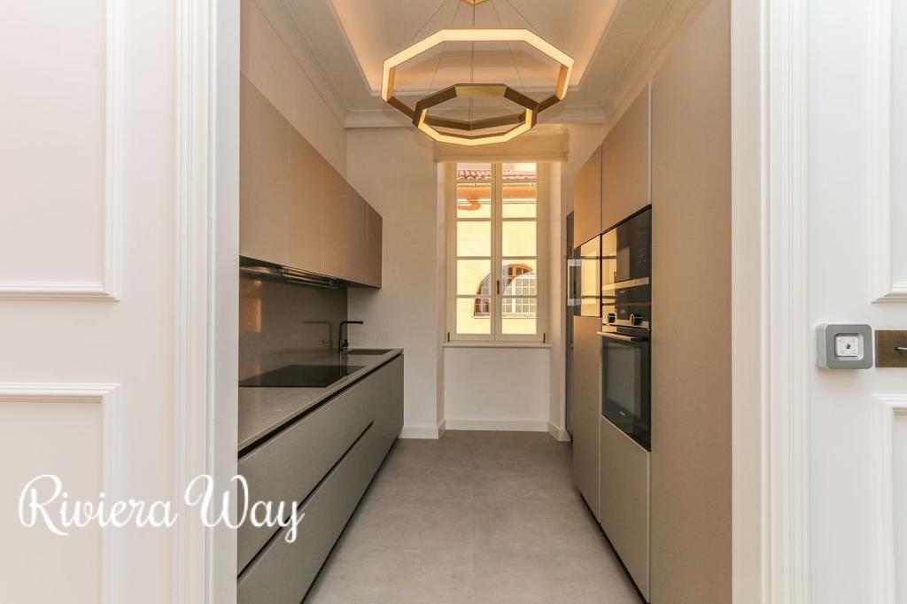 3 room apartment in Nice, 100 m², photo #1, listing #99250662