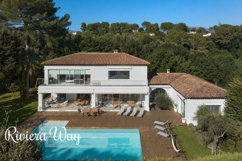 Villa in Valbonne, photo #1, listing #106364748