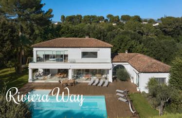 Villa in Valbonne