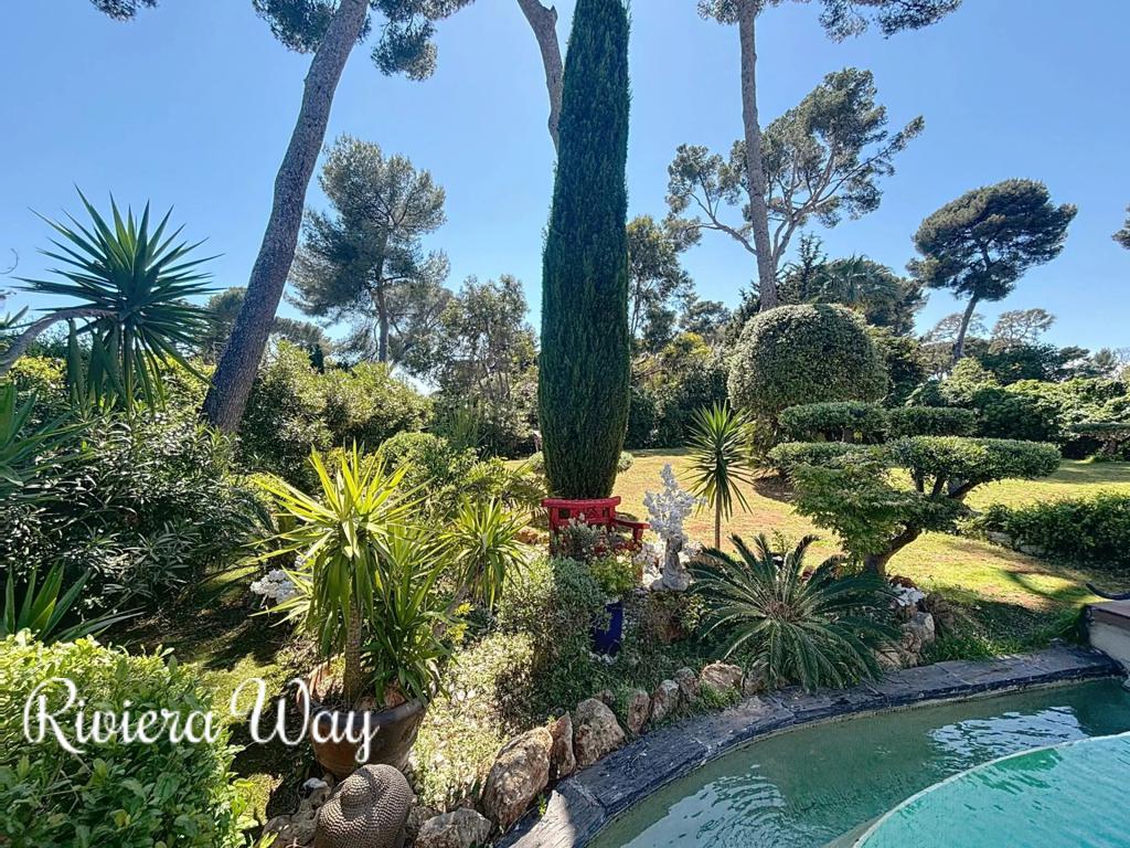 6 room villa in Cap d'Antibes, photo #6, listing #103082574