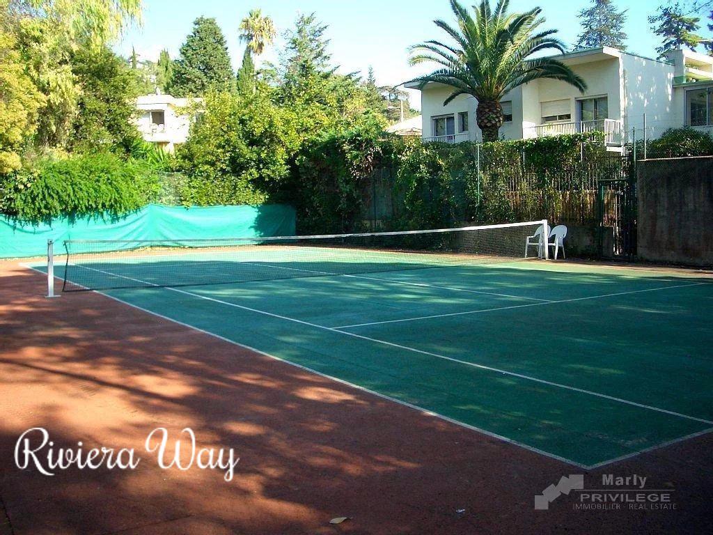 4 room apartment in Cannes, photo #5, listing #93485154