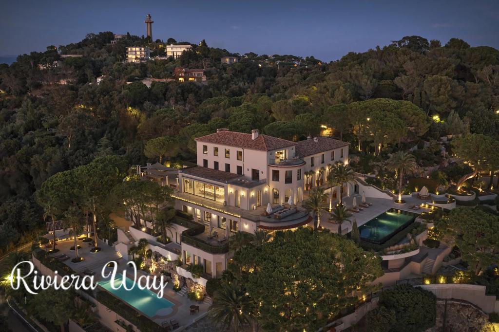 20 room villa in Cannes, 725 m², photo #2, listing #106515864