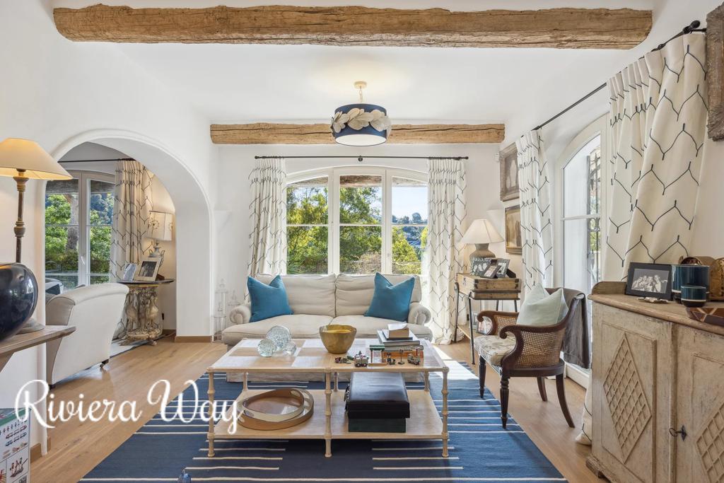 8 room villa in Saint-Paul-de-Vence, photo #8, listing #103113024