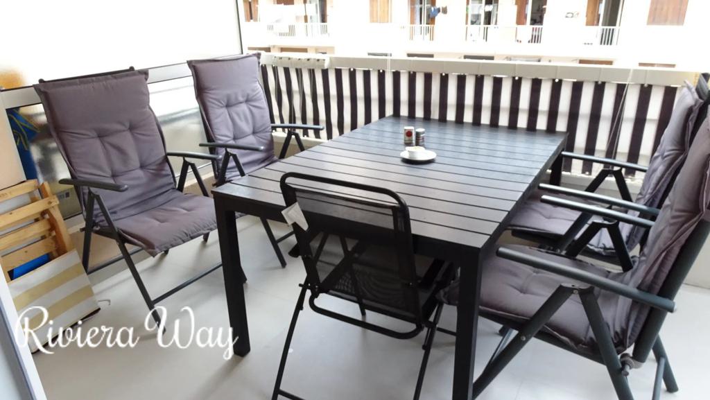 3 room apartment in Juan-les-Pins, photo #4, listing #105413406