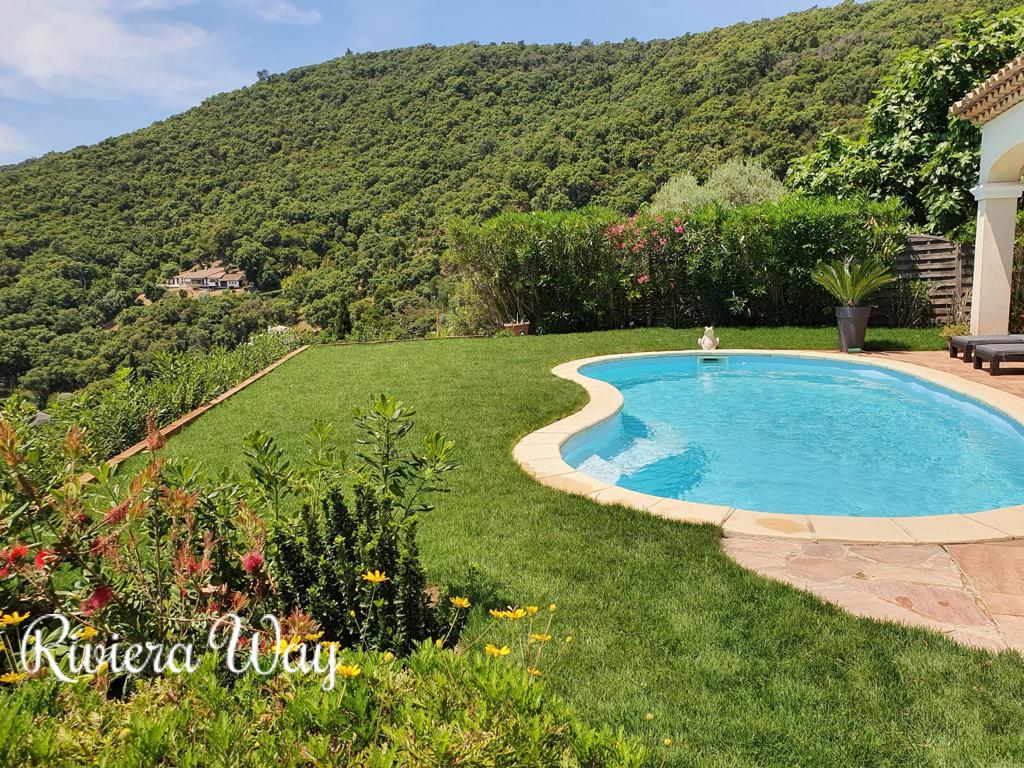 6 room villa in La Croix-Valmer, photo #5, listing #100683870