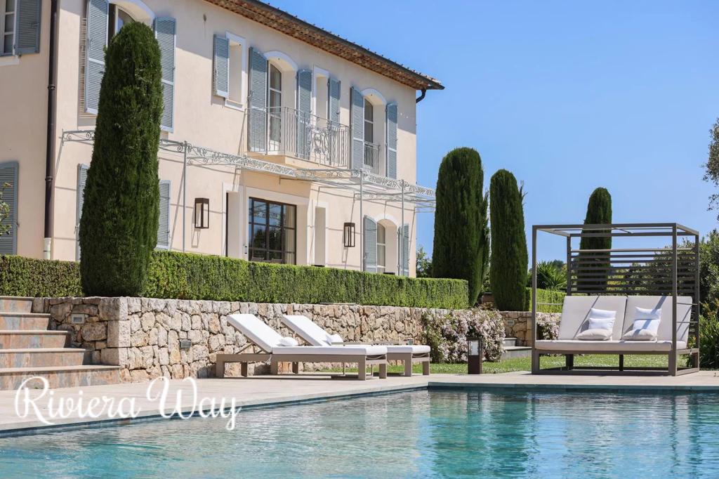 9 room villa in Mougins, photo #4, listing #103876668