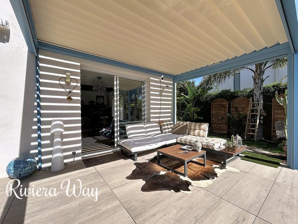 6 room villa in Cap d'Antibes, photo #7, listing #107118396