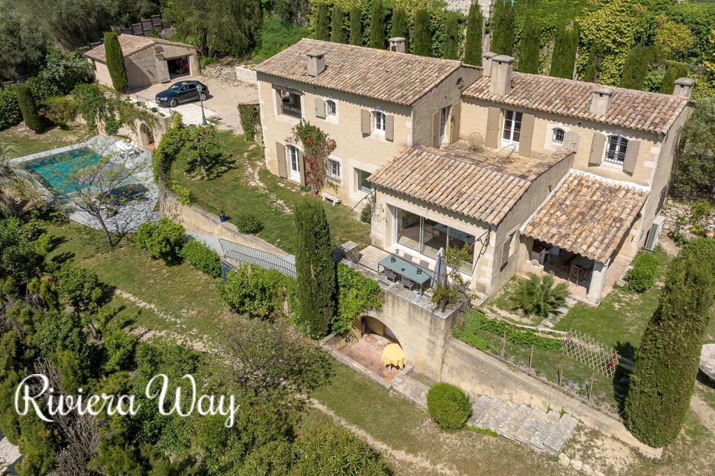 8 room villa in Mougins, photo #7, listing #88511178