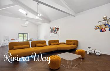 20 room villa in Le Muy