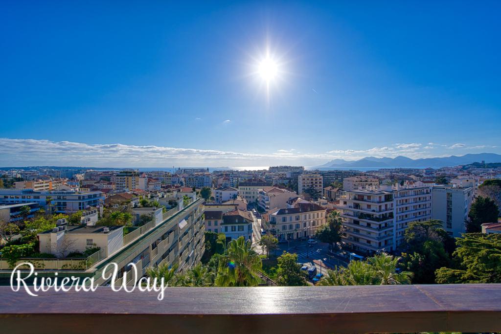 4 room apartment in Cannes, photo #6, listing #86450028