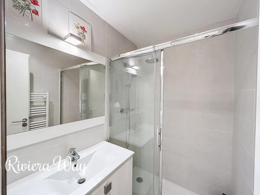 4 room apartment in Cap d'Antibes, photo #10, listing #99446970