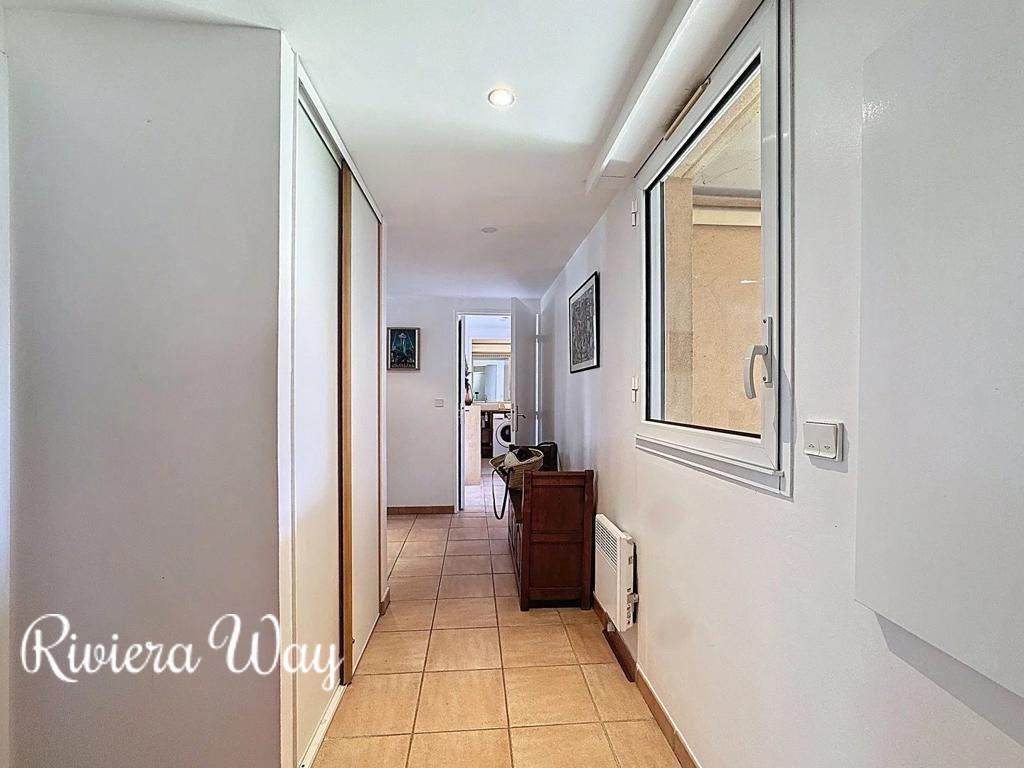 3 room apartment in Cannes, photo #4, listing #103640964