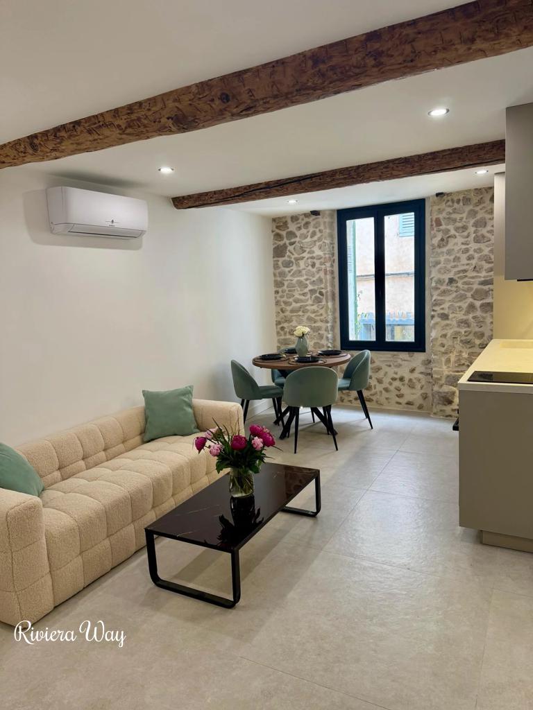 3 room apartment in Antibes, photo #9, listing #103435458