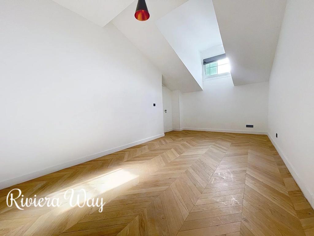 2 room apartment in Nice, photo #2, listing #104669712