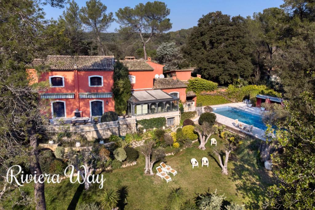 8 room villa in Mougins, photo #7, listing #93278598