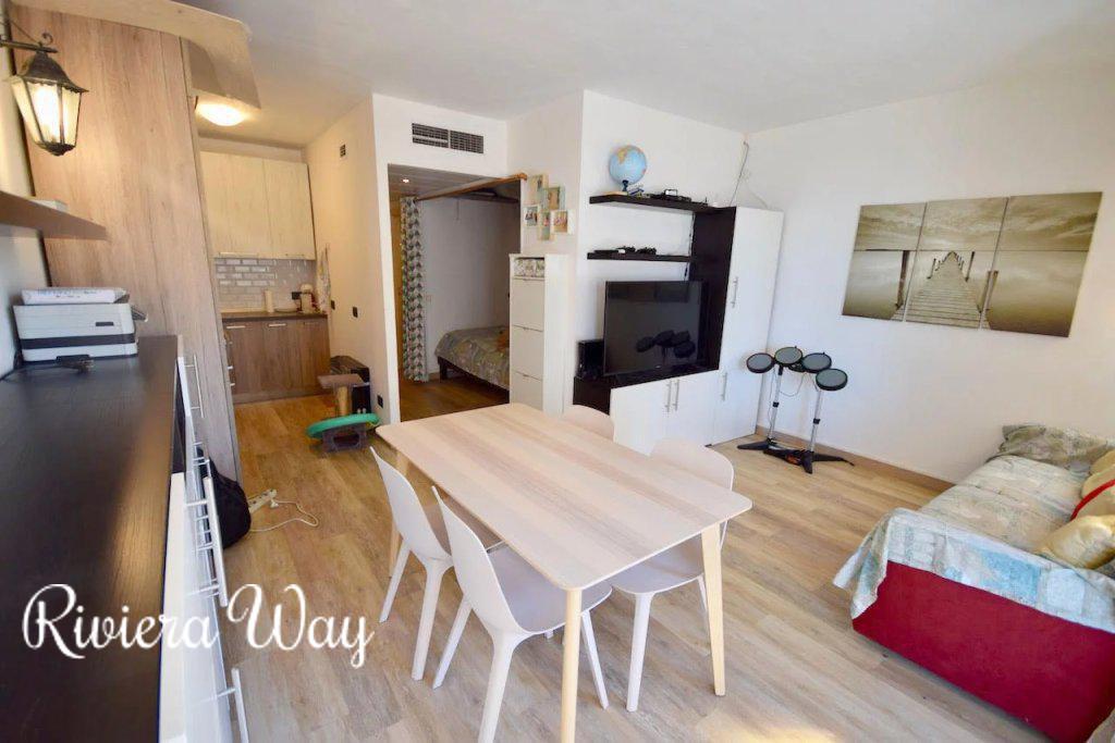 2 room apartment in Promenade des Anglais, 37 m², photo #3, listing #106798188