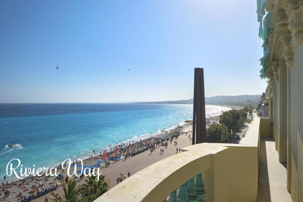 5 room apartment in Nice, 162 m², photo #9, listing #97784400