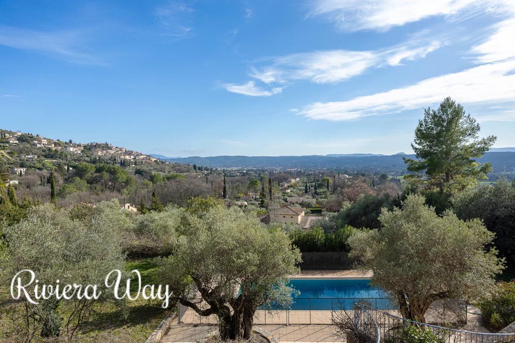 6 room villa in Fayence, photo #2, listing #105660702