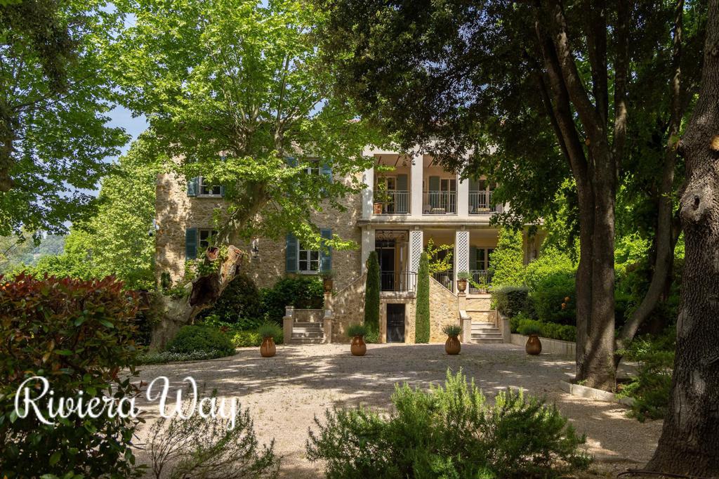 16 room villa in Fayence, photo #3, listing #106225518