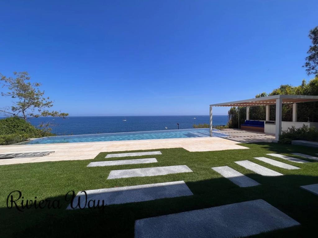 7 room villa in Cap d'Antibes, photo #3, listing #101476746